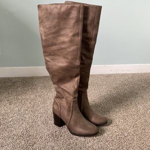 Over the knee boots